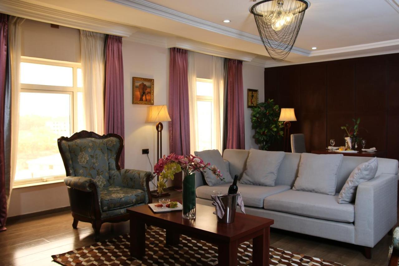 Grand Pela Hotel & Suites Abuja Luaran gambar