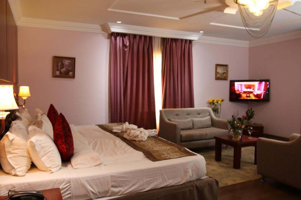 Grand Pela Hotel & Suites Abuja Luaran gambar