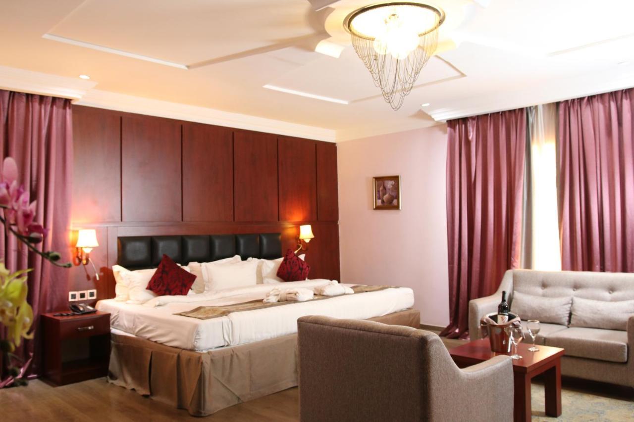Grand Pela Hotel & Suites Abuja Luaran gambar
